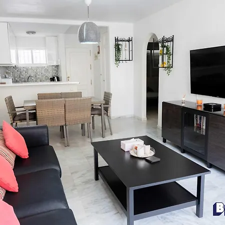 Apartment Three Hundred Metres To By Better Bookings