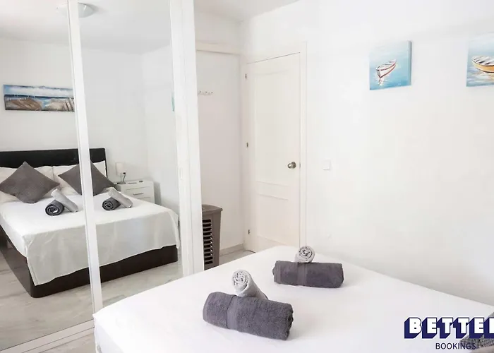 Three Hundred Metres To By Better Bookings Apartament *