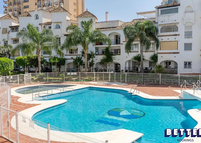Three Hundred Metres To By Better Bookings Apartament Benalmádena